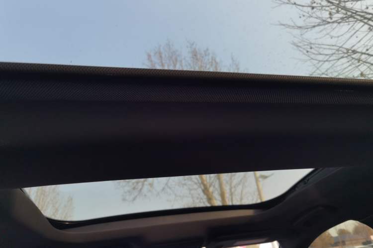Used Ford Mondeo 2023 EcoBoost 245 Ultimate Model Headliner