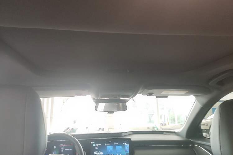 Used Ford Mondeo 2023 EcoBoost 180 Comfort Model Headliner