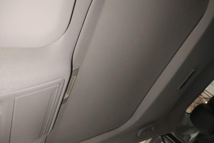 Used Ford Mondeo 2023 EcoBoost 245 Luxury Model Headliner