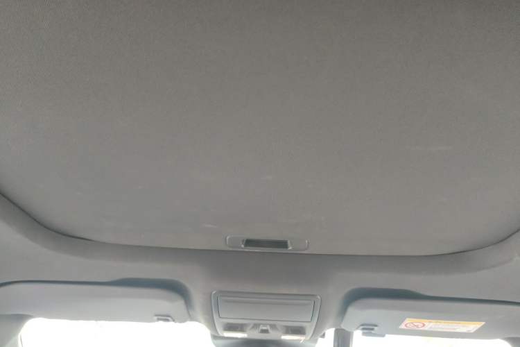Used Ford Mondeo 2023 EcoBoost 180 Comfort Model Headliner