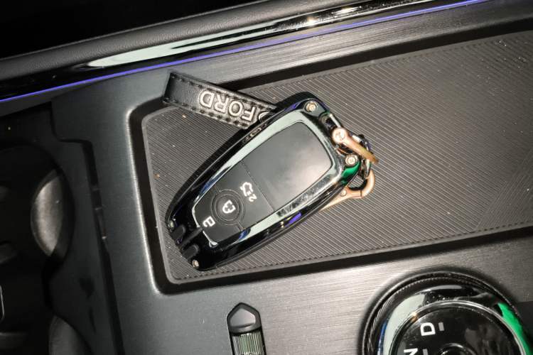 Used Ford Mondeo 2023 EcoBoost 245 Ultimate Model Interior 1