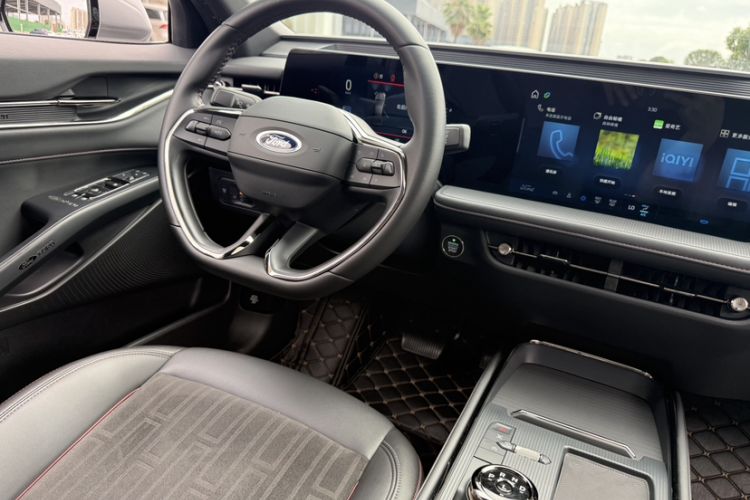 Used Ford Mondeo 2023 EcoBoost 180 Comfort Model Interior 2