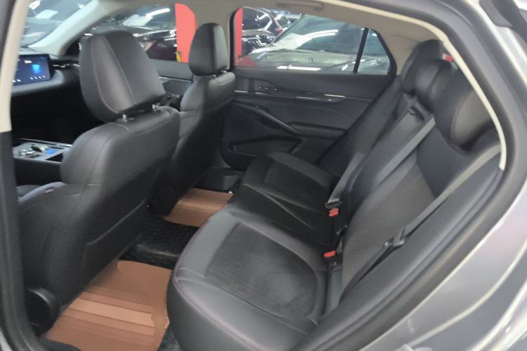 Used Ford Mondeo 2023 EcoBoost 180 Luxury Model Interior 4