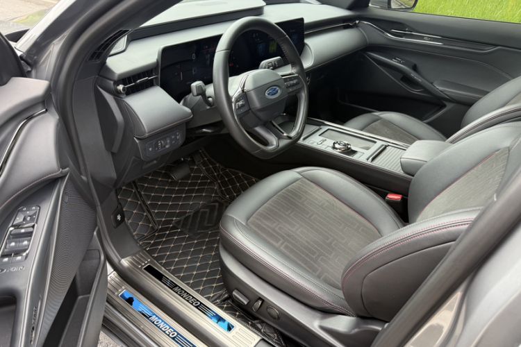 Used Ford Mondeo 2023 EcoBoost 180 Comfort Model Interior 5