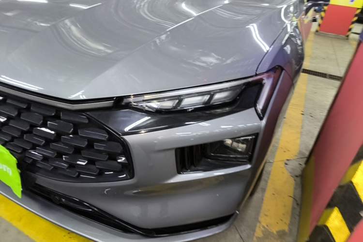 Used Ford Mondeo 2023 EcoBoost 180 Luxury Model Left Front Headlight