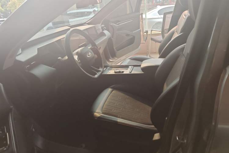 Used Ford Mondeo 2023 EcoBoost 180 Luxury Model Left Front Seat
