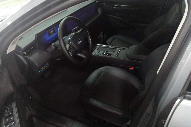 Used Ford Mondeo 2023 EcoBoost 180 Luxury Model Left Front Seat