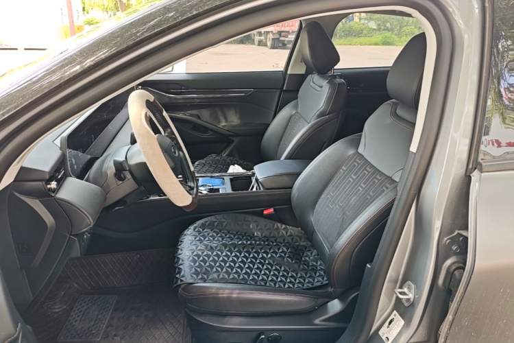 Used Ford Mondeo 2023 EcoBoost 245 Luxury Model Left Front Seat