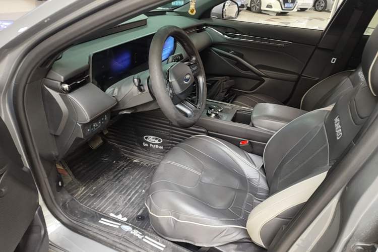 Used Ford Mondeo 2023 EcoBoost 180 Comfort Model Left Front Seat