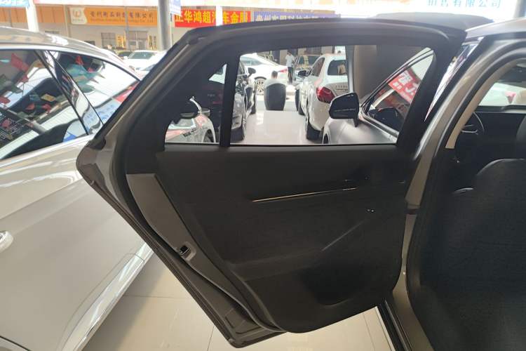 Used Ford Mondeo 2023 EcoBoost 245 Luxury Model Left Rear Door Interior