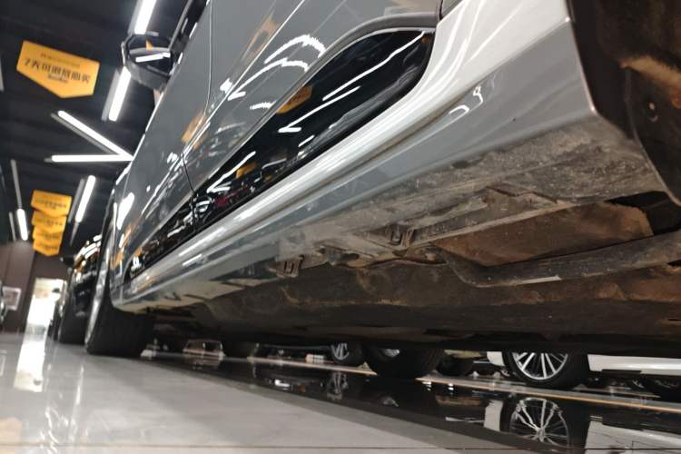 Used Ford Mondeo 2023 EcoBoost 245 Luxury Model Left Side Sill