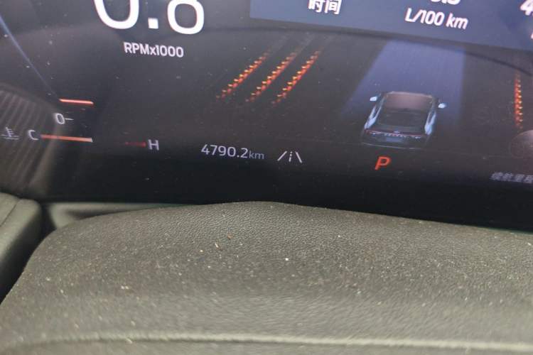 Used Ford Mondeo 2023 EcoBoost 245 Luxury Model Odometer Close Up