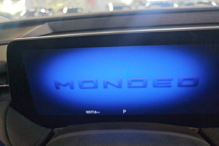 Used Ford Mondeo 2023 EcoBoost 180 Luxury Model Odometer Close Up