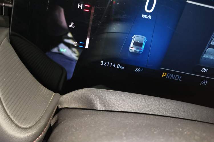 Used Ford Mondeo 2023 EcoBoost 180 Comfort Model Odometer Close Up