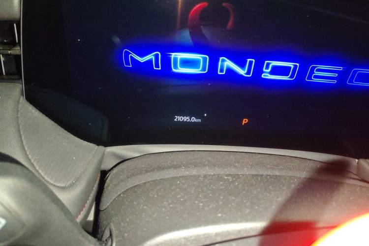 Used Ford Mondeo 2023 EcoBoost 180 Luxury Model Odometer Close Up