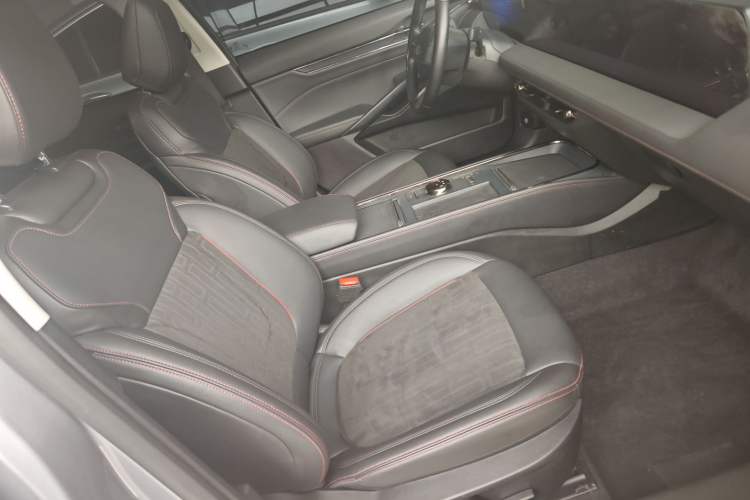Used Ford Mondeo 2023 EcoBoost 180 Luxury Model Right Front Seat