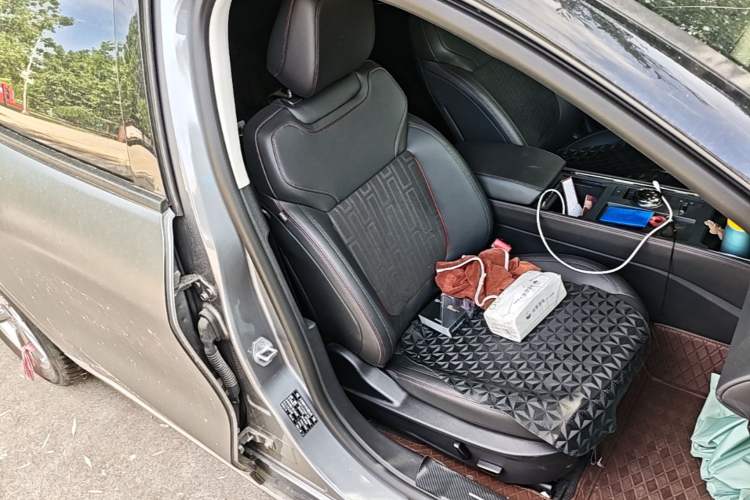 Used Ford Mondeo 2023 EcoBoost 245 Luxury Model Right Front Seat