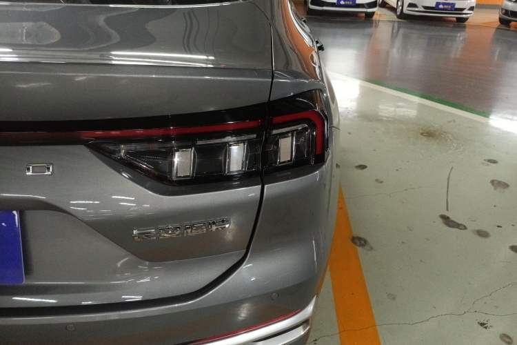 Used Ford Mondeo 2023 EcoBoost 180 Luxury Model Right Rear Taillight