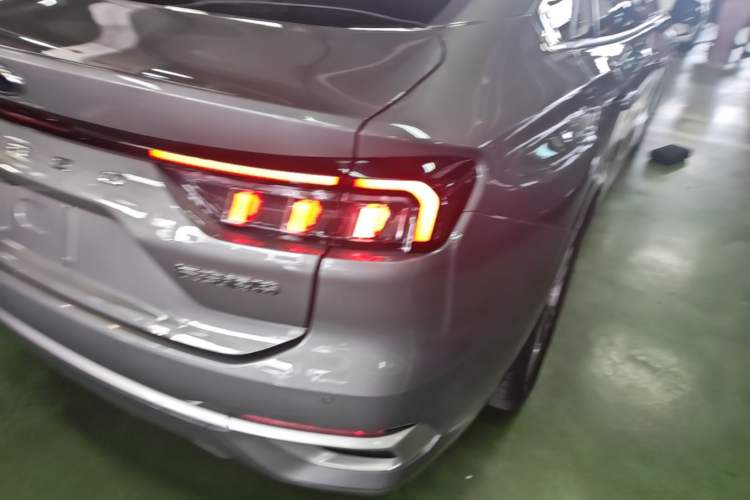 Used Ford Mondeo 2023 EcoBoost 180 Luxury Model Right Rear Taillight