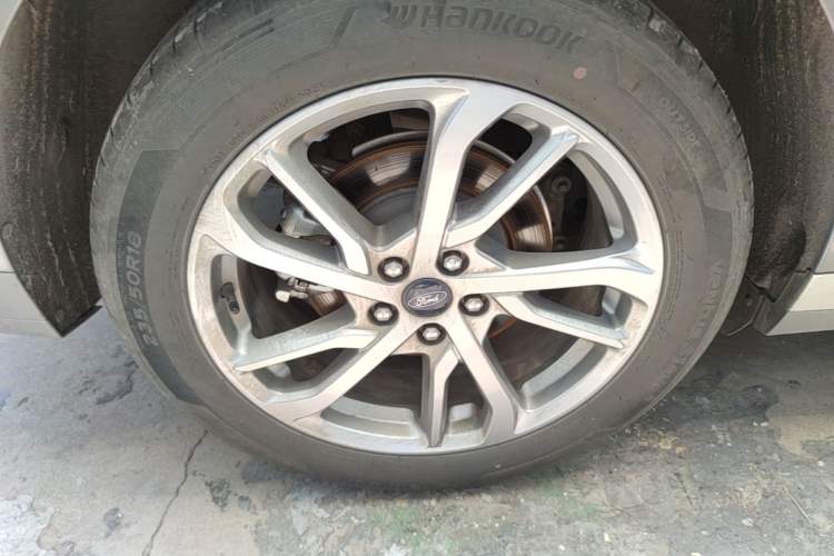 Used Ford Mondeo 2023 EcoBoost 245 Luxury Model Right Rear Wheel Hub