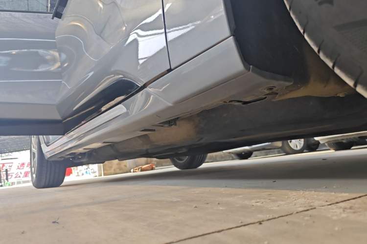 Used Ford Mondeo 2023 EcoBoost 245 Luxury Model Right Side Sill