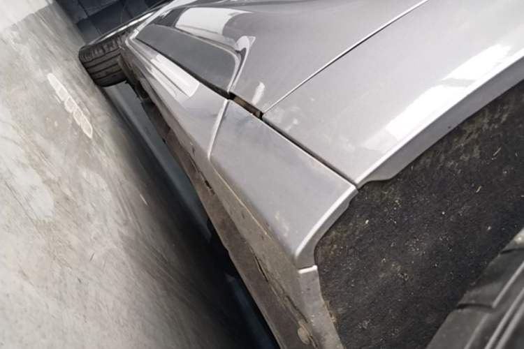 Used Ford Mondeo 2023 EcoBoost 180 Comfort Model Right Side Sill