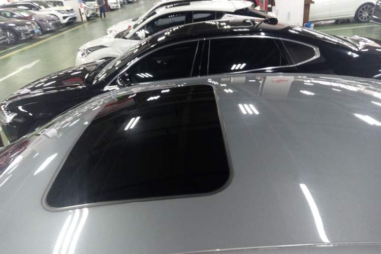 Used Ford Mondeo 2023 EcoBoost 180 Luxury Model Roof
