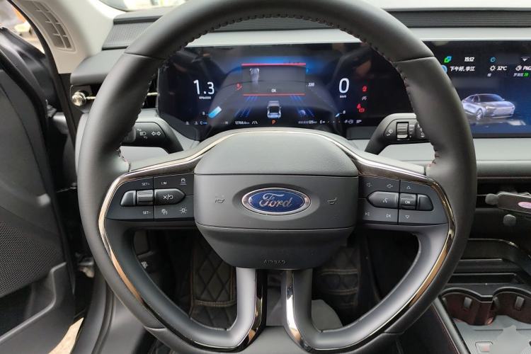Used Ford Mondeo 2023 EcoBoost 245 Luxury Model Steering Wheel