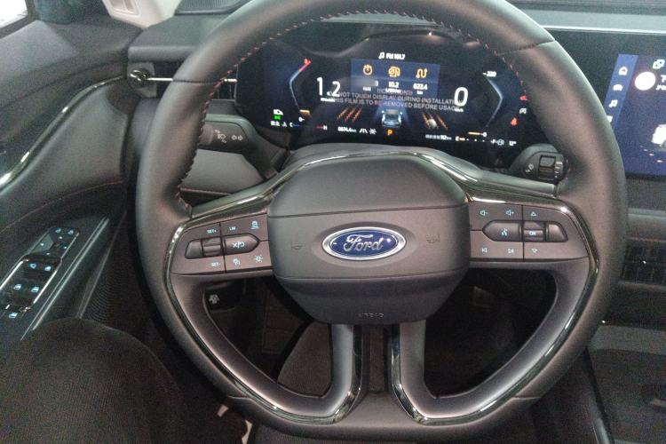Used Ford Mondeo 2023 EcoBoost 180 Luxury Model Steering Wheel