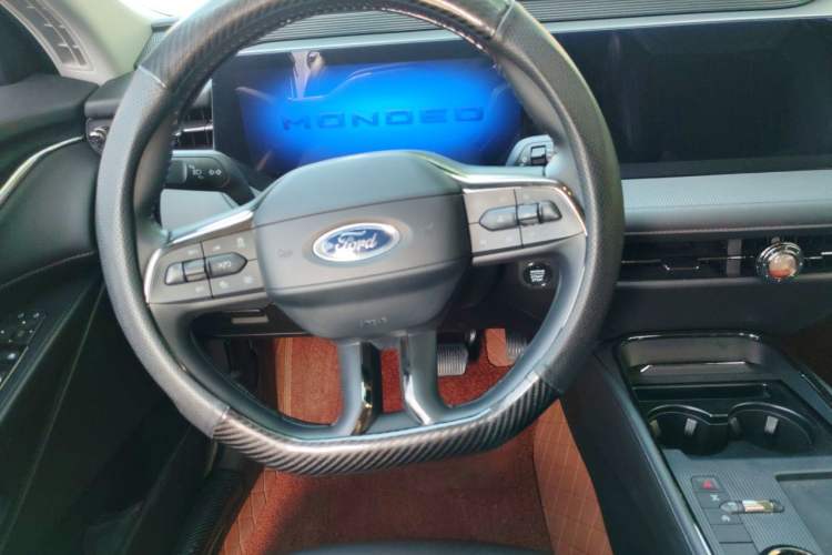 Used Ford Mondeo 2023 EcoBoost 245 Luxury Model Steering Wheel