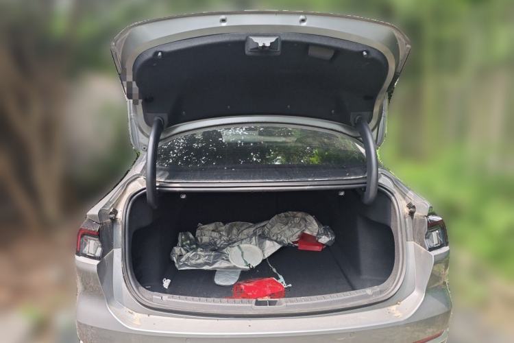 Used Ford Mondeo 2023 EcoBoost 245 Luxury Model Trunk