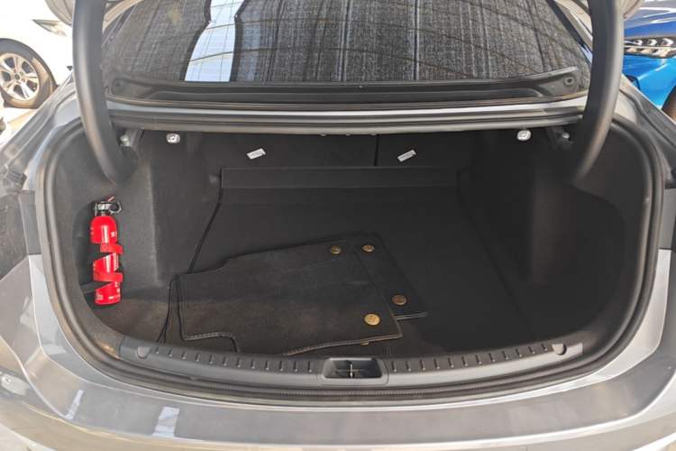 Used Ford Mondeo 2023 EcoBoost 245 Luxury Model Trunk