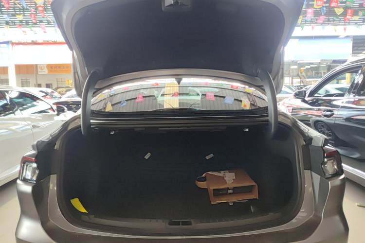 Used Ford Mondeo 2023 EcoBoost 245 Luxury Model Trunk