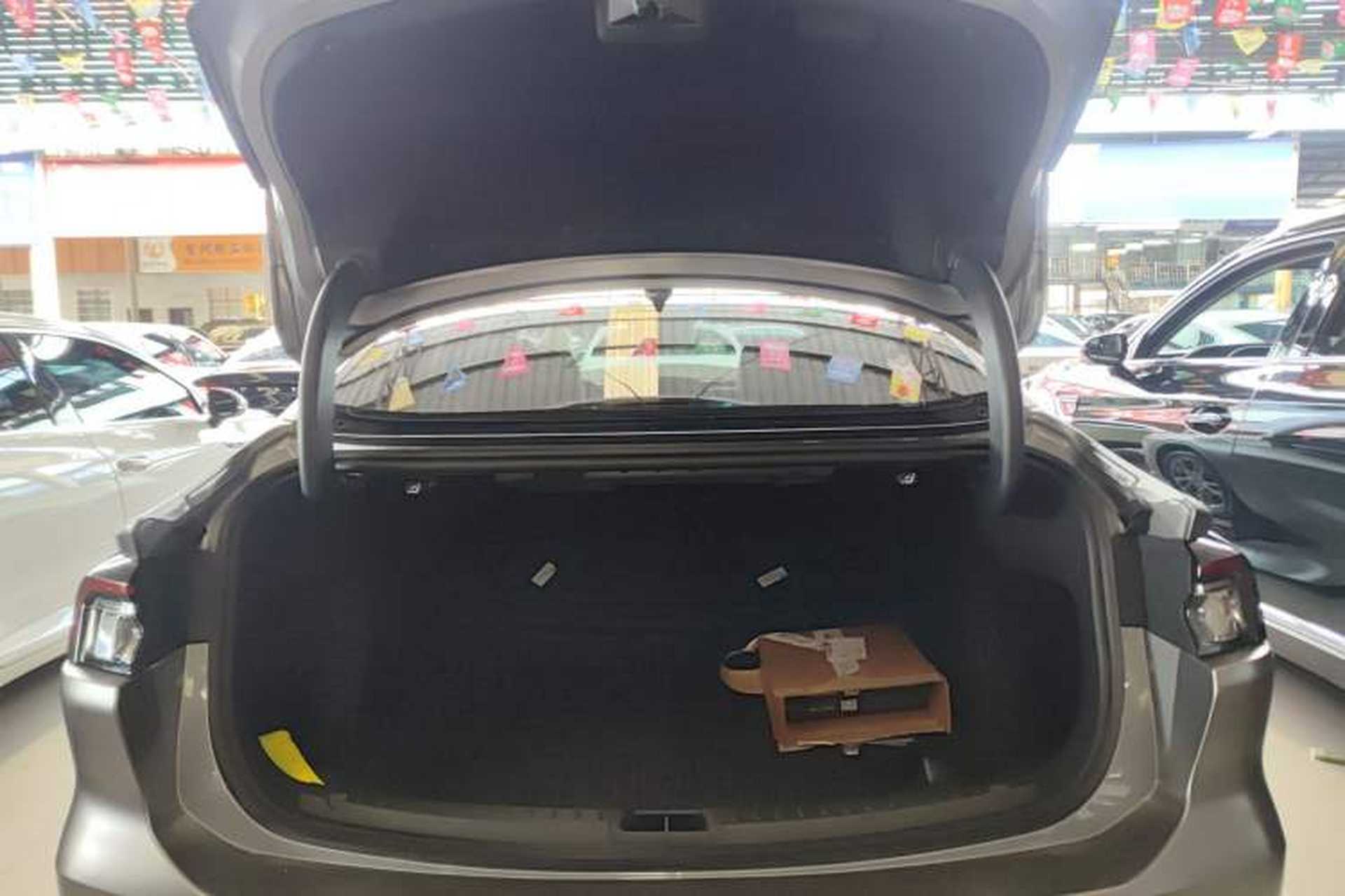 Used Ford Mondeo 2023 EcoBoost 245 Luxury Model Trunk