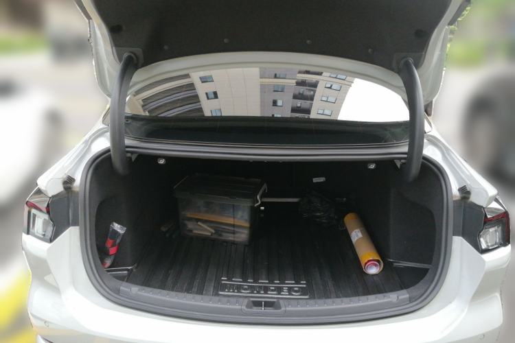 Used Ford Mondeo 2023 EcoBoost 245 Ultimate Model Trunk