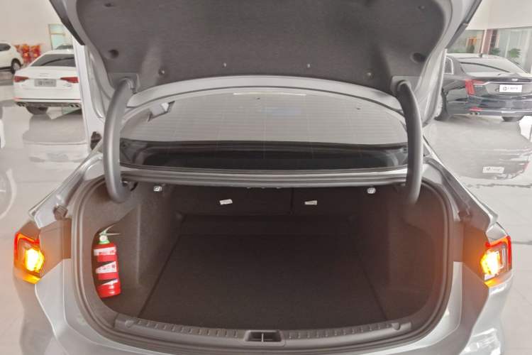 Used Ford Mondeo 2023 EcoBoost 245 Luxury Model Trunk