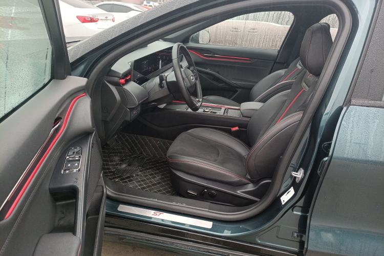 Used Ford Mondeo 2023 1.5T E-Hybrid ST-Line Driver Seat