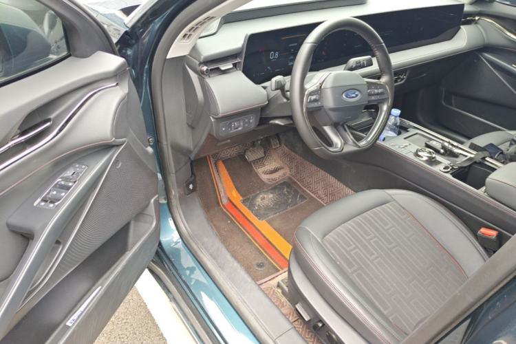 Used Ford Mondeo 2023 EcoBoost 180 Luxury Model Driver Seat