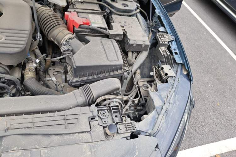 Used Ford Mondeo 2023 EcoBoost 180 Luxury Model Engine Bay Left