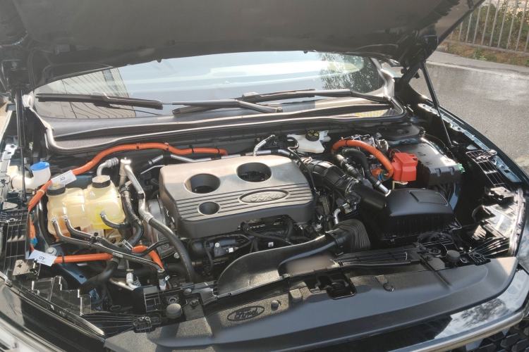 Used Ford Mondeo 2023 1.5T E-Hybrid ST-Line Engine Bay