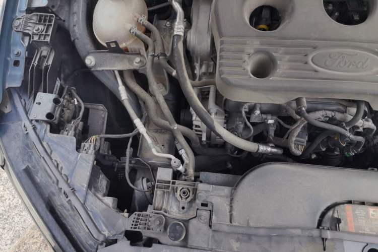 Used Ford Mondeo 2023 EcoBoost 180 Comfort Model Engine Bay Right