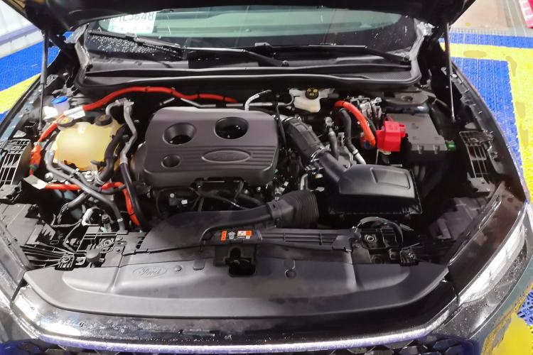 Used Ford Mondeo 2023 1.5T E-Hybrid ST-Line Engine Bay