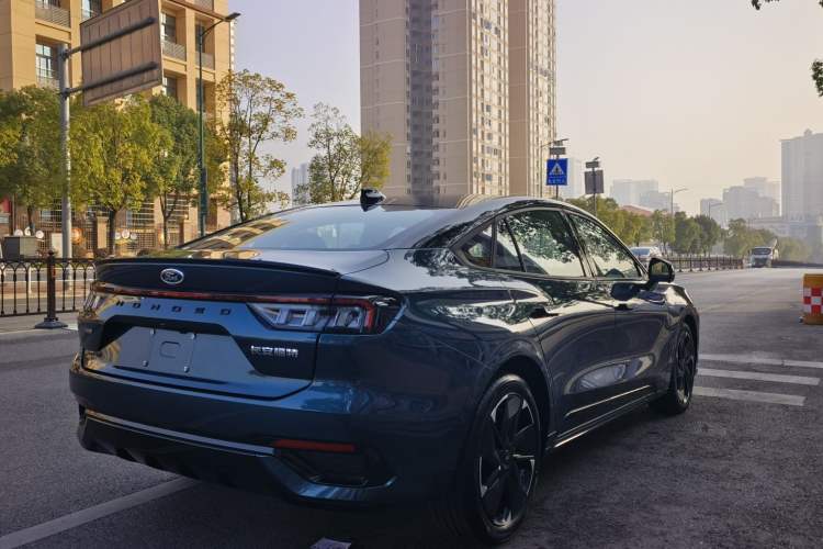 Used Ford Mondeo 2023 1.5T E-Hybrid ST-Line Exterior 4