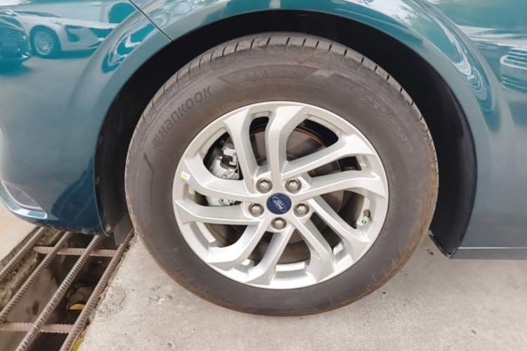 Used Ford Mondeo 2023 EcoBoost 180 Comfort Model Exterior 4