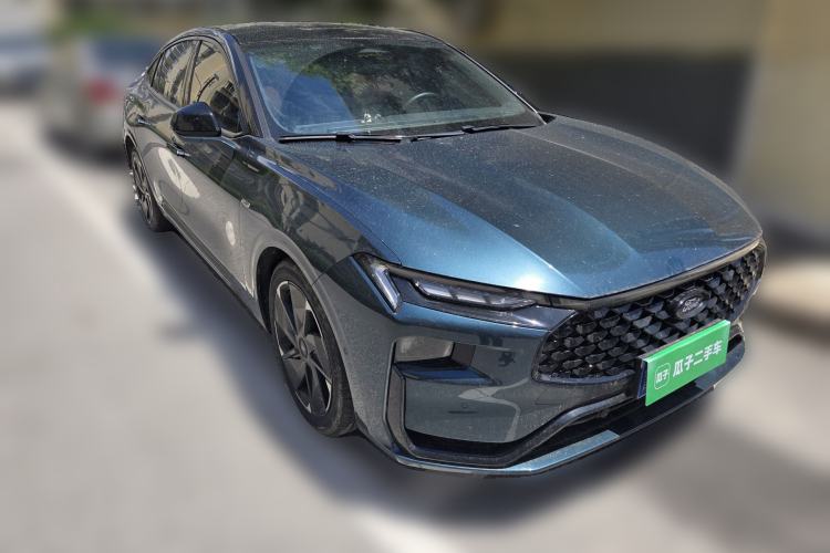 Used Ford Mondeo 2023 1.5T E-Hybrid ST-Line Front Right 45 Deg