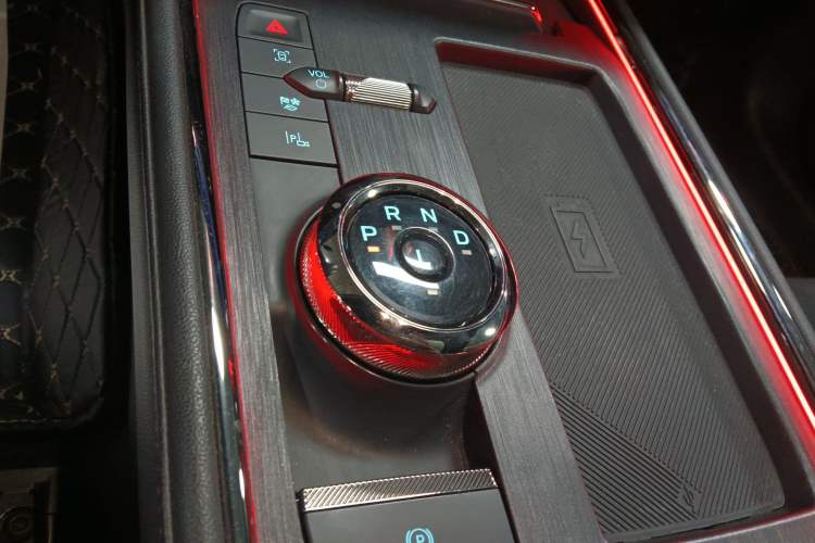 Used Ford Mondeo 2023 1.5T E-Hybrid ST-Line Gear Lever