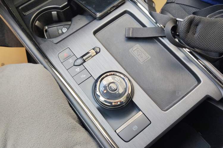 Used Ford Mondeo 2023 1.5T E-Hybrid ST-Line Gear Lever