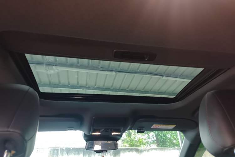 Used Ford Mondeo 2023 EcoBoost 180 Comfort Model Headliner