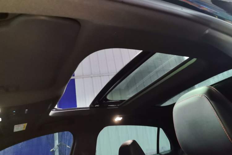 Used Ford Mondeo 2023 1.5T E-Hybrid ST-Line Headliner
