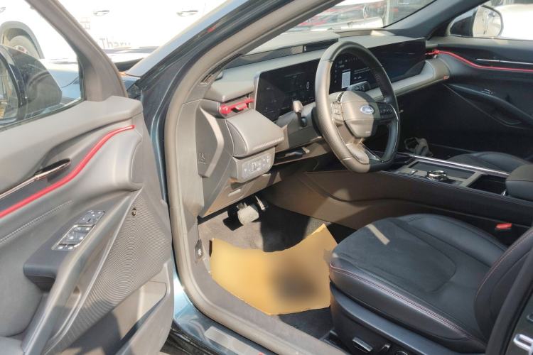 Used Ford Mondeo 2023 1.5T E-Hybrid ST-Line Interior 3